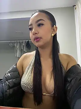 Snapshot of SOPHIACANDY19_ chatting on 12.13.24 SOPHIACANDY19 online show from 12.13.24