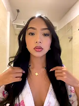 Snapshot of SOPHIACANDY19_ chatting on 11.08.25 SOPHIACANDY19 online show from 11.08.25