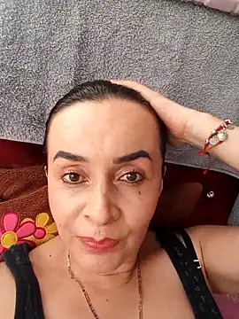 Samantha Sullivan  online show from 11.04.25