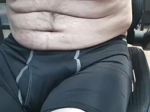 overaveragefreak4you online show from 12.11.24