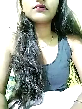 MISSQUEEN48 online show from 01.31.25