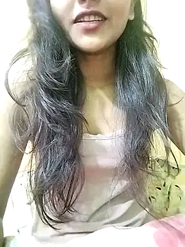 MISSQUEEN48 online show from 02.02.26