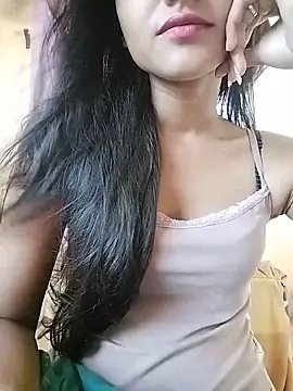 Snapshot of MISSQUEEN48 chatting on 05.16.26 MISSQUEEN48 online show from 05.16.26
