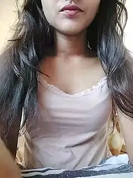 MISSQUEEN48 online show from 06.14.26