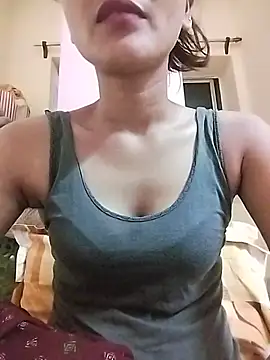 MISSQUEEN48 online show from 07.14.26