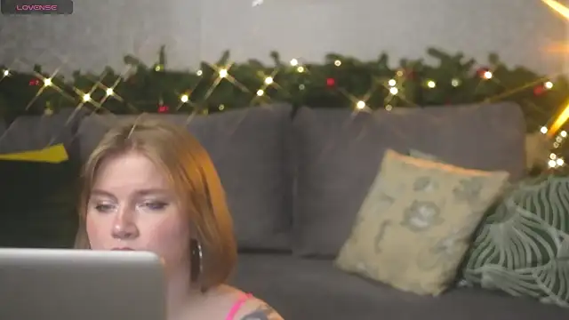 Kira Citro online show from 12.17.24