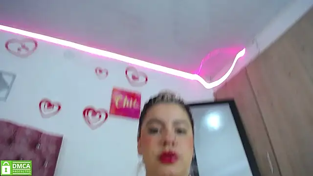 Snapshot of Candy_sr chatting on 12.26.24 Candy sr online show from 12.26.24