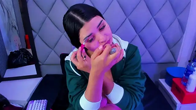 Snapshot of venusowen_ chatting on 02.11.26 venusowen online show from 02.11.26