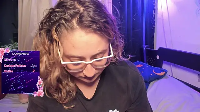 Snapshot of AnnieBigBoobs chatting on 10.02.25 AnnieBigBoobs online show from 10.02.25