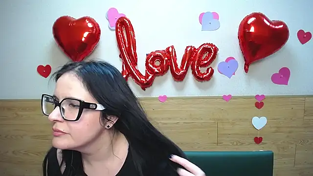 TayaBoret online show from 01.28.25