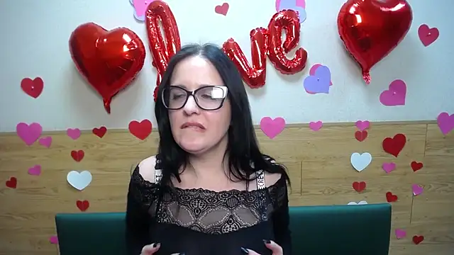 TayaBoret online show from 02.18.25