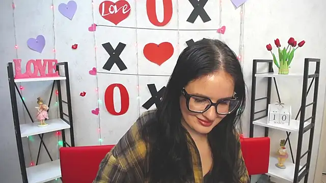 TayaBoret online show from 03.11.25