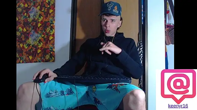 Snapshot of Keeny16 chatting on 12.15.24 Keeny16 online show from 12.15.24