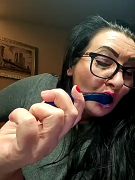 Genoveva73sexy online show from 12.22.24