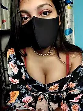 Reena Singh53 online show from 01.31.25