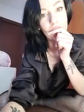 dahlia 82 online show from 06.05.26