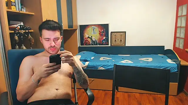 JohnnyStepBro online show from 12.30.24