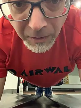 MaxVain online show from 01.04.25