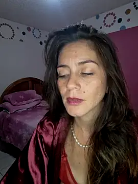 Snapshot of Hanny_24 chatting on 04.28.26 Hanny 24 online show from 04.28.26