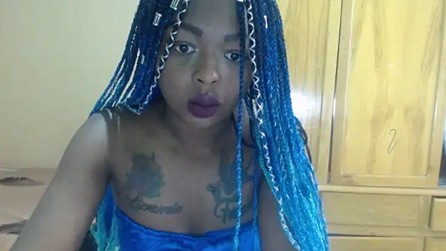  Zooee online show from 01.27.25