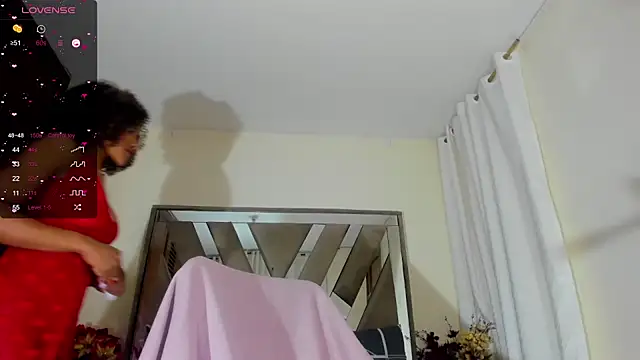 Snapshot of sara_williams01 chatting on 02.09.25 sara williams01 online show from 02.09.25