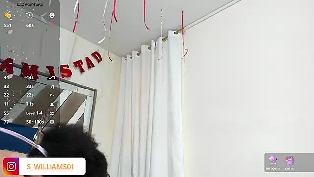 Snapshot of sara_williams01 chatting on 09.22.25 sara williams01 online show from 09.22.25