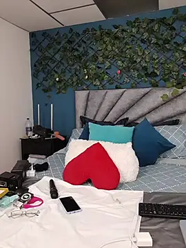 Snapshot of Grey_Lorenz11 chatting on 02.22.26 Grey Lorenz11 online show from 02.22.26