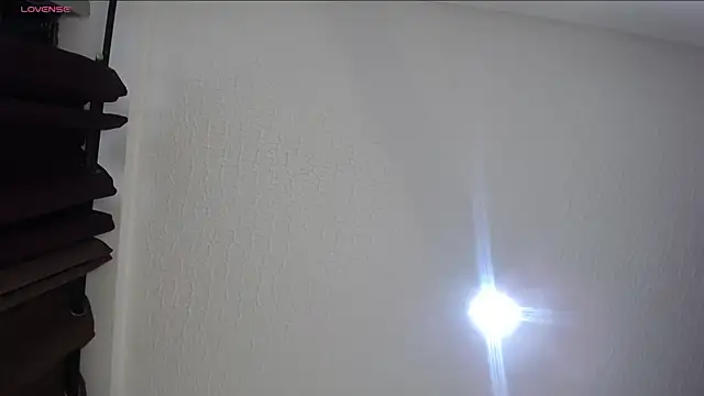 janna isa online show from 02.21.25