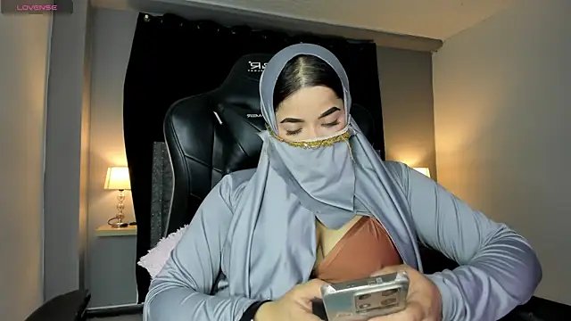 janna isa online show from 04.01.26