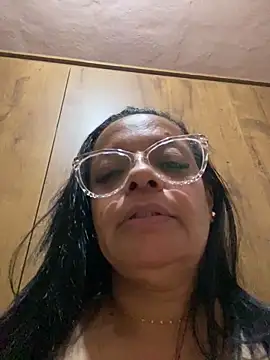 Snapshot of lomagata chatting on 06.23.26 lomagata online show from 06.23.26