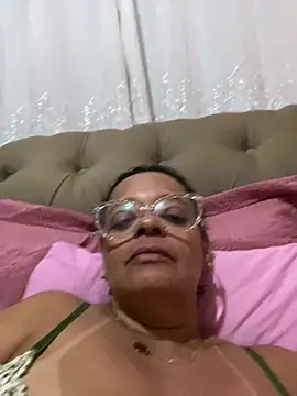 Snapshot of lomagata chatting on 07.21.26 lomagata online show from 07.21.26