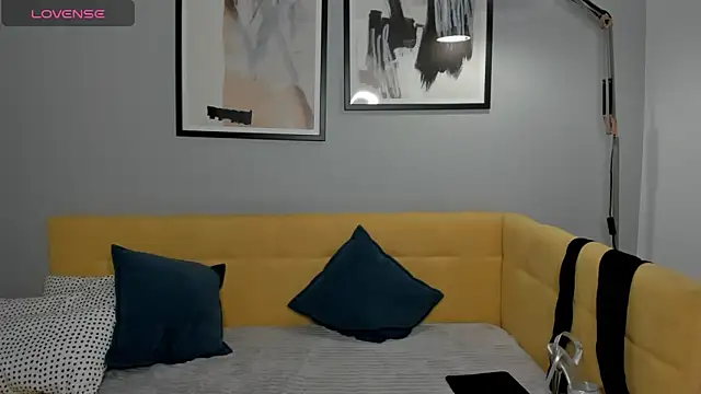 Linda Insatiable online show from 03.09.25