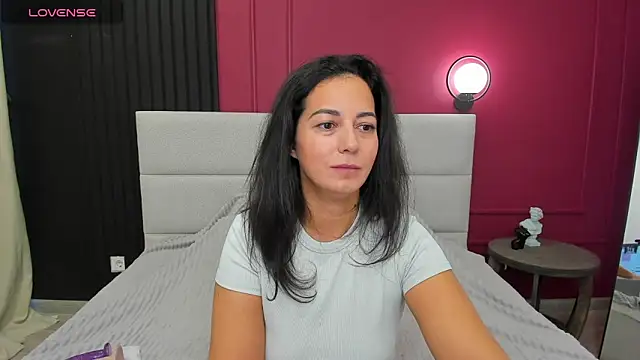 Linda Insatiable online show from 09.21.25