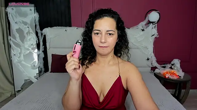 Linda Insatiable online show from 10.22.25