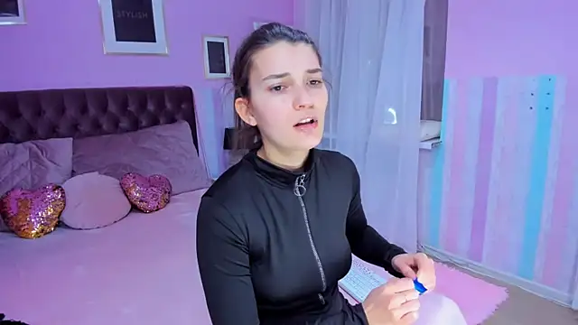 Laura Leee online show from 03.13.25