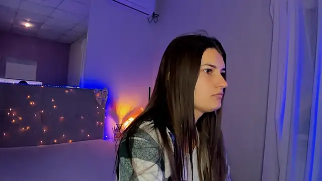 Snapshot of Laura_Leee chatting on 07.11.26 Laura Leee online show from 07.11.26