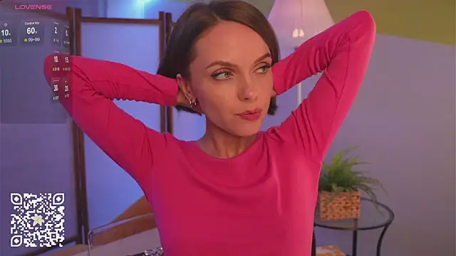 Snapshot of lil_fleur chatting on 09.30.25 lil fleur online show from 09.30.25