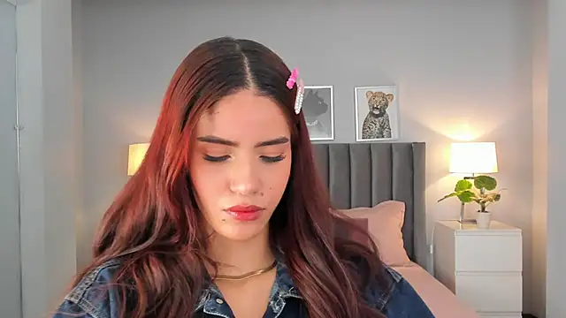 Snapshot of Madie__collins chatting on 02.04.25 Madie collins online show from 02.04.25