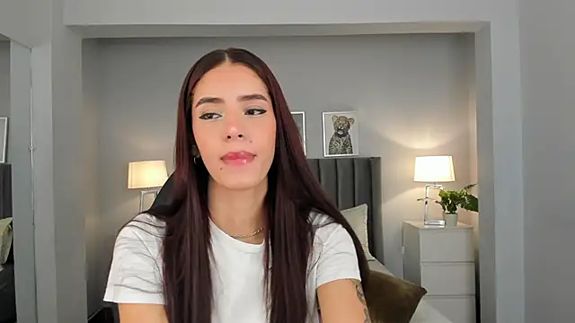 Snapshot of Madie__collins chatting on 02.19.25 Madie collins online show from 02.19.25