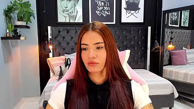 Snapshot of Madie__collins chatting on 09.27.25 Madie collins online show from 09.27.25