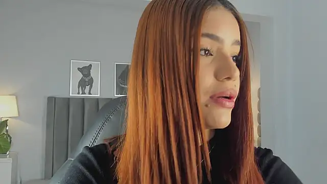 Snapshot of Madie__collins chatting on 11.21.25 Madie collins online show from 11.21.25