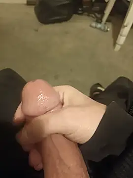 casper0303 online show from 01.17.25