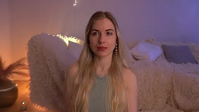 lorrie love story online show from 03.15.26