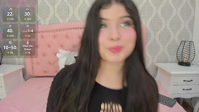 Snapshot of martina_rivera_ chatting on 09.10.25 martina rivera online show from 09.10.25