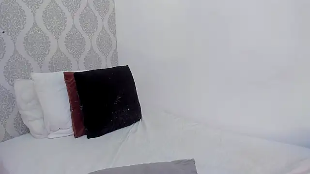 Snapshot of martina_rivera_ chatting on 10.03.25 martina rivera online show from 10.03.25