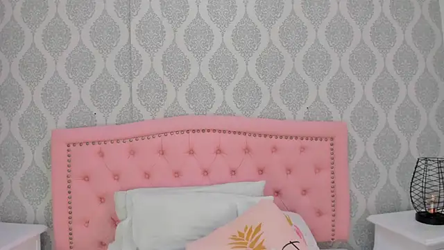 Snapshot of martina_rivera_ chatting on 10.12.25 martina rivera online show from 10.12.25