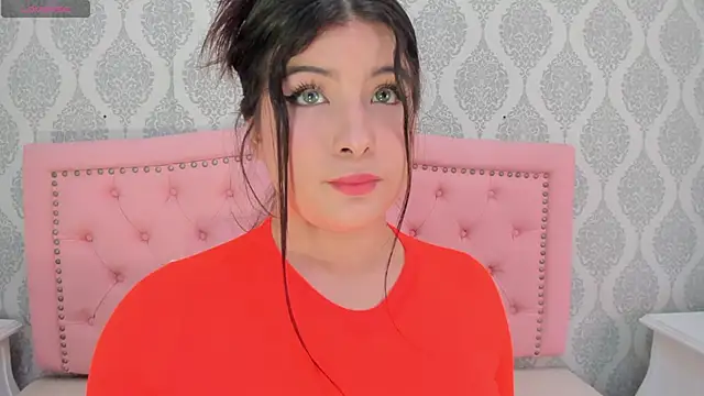 Snapshot of martina_rivera_ chatting on 10.18.25 martina rivera online show from 10.18.25