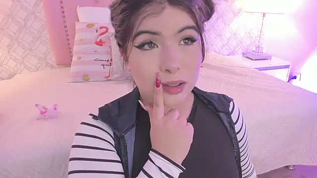 Snapshot of martina_rivera_ chatting on 02.26.26 martina rivera online show from 02.26.26