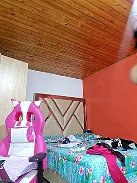 Shermie24 online show from 10.22.25