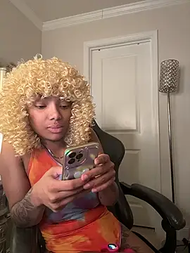 butterflybootyy online show from 12.18.25